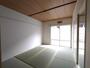 居室・リビング　※写真は別部屋です