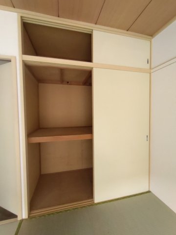 収納　※写真は別部屋です