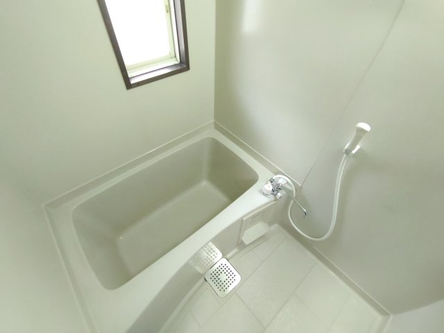 バス・シャワールーム　※写真は別部屋です