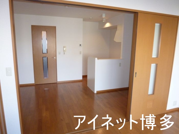 その他部屋・スペース　ドアを開くと開放感がありますね
