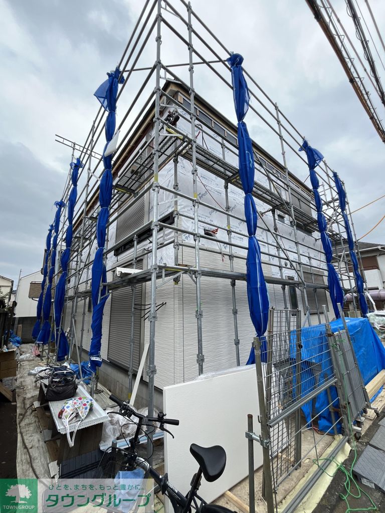 建物外観　駐車場