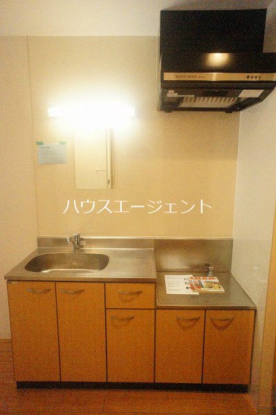 キッチン　２口ガスコンロ設置可能キッチン。