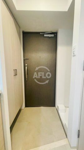 玄関　フォーリアライズ福島ルノン　玄関