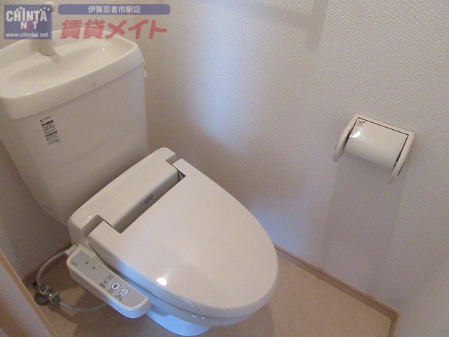 トイレ　同型タイプ画像