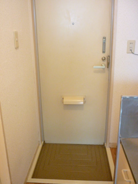 玄関　参考写真