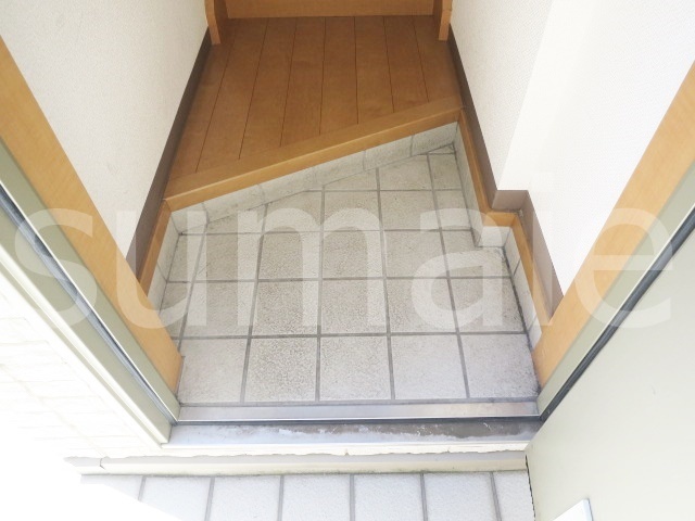 玄関　こちらが玄関です！