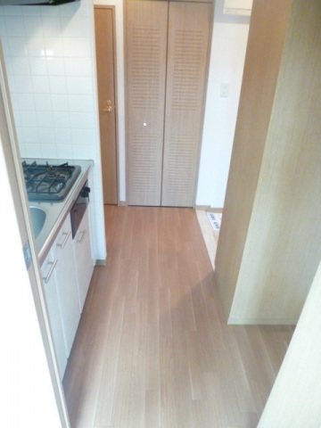 玄関　※別部屋参考写真