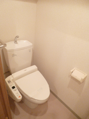 トイレ　※別部屋参考写真