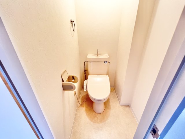 トイレ　※別部屋参考写真