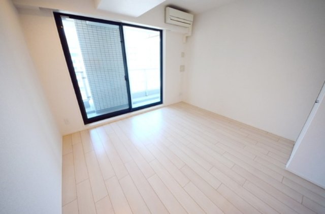 居室・リビング　※別部屋参考写真