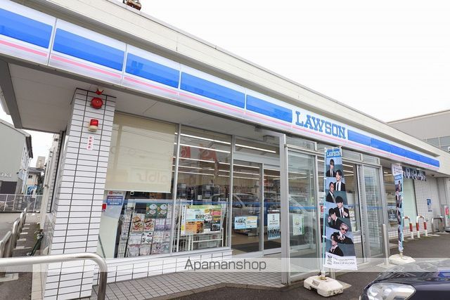 コンビニ　ローソン高岡美幸町店（コンビニ）まで830m