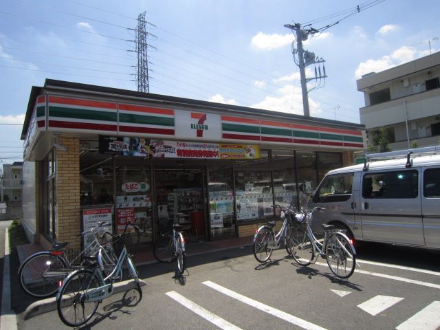 コンビニ　セブンイレブン（コンビニ）まで430m