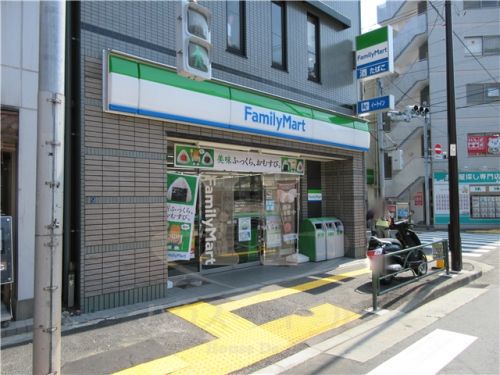 コンビニ　ファミリーマート田端一丁目店（コンビニ）まで97m