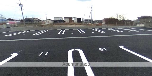 駐車場　駐車場