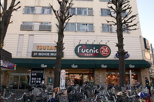 スーパー　東武ストア大森店（スーパー）まで494m