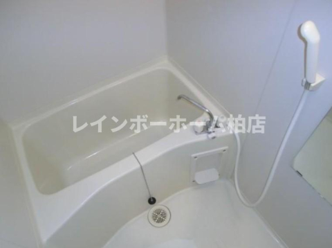 バス・シャワールーム　日々の疲れを癒すお風呂付です