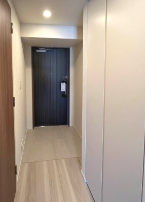 玄関　落ち着いた玄関です