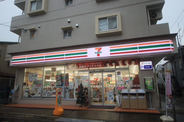 コンビニ　セブンイレブン　横浜六角橋店（コンビニ）まで31m