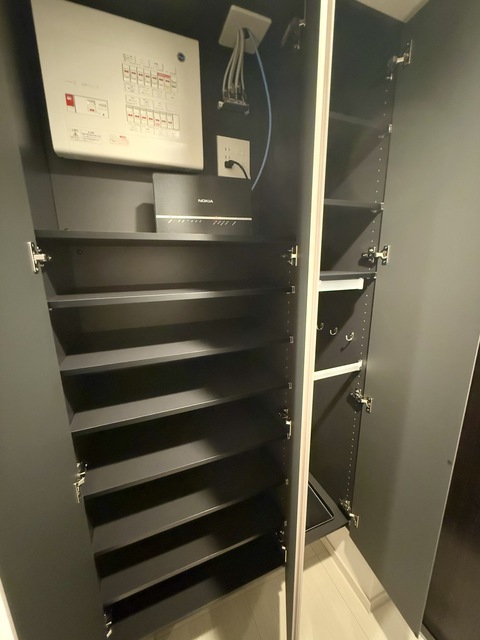 収納　シューズボックス