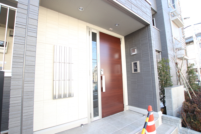 エントランス　建物入り口