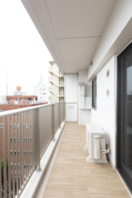 バルコニー　※写真は同タイプ住戸です。
