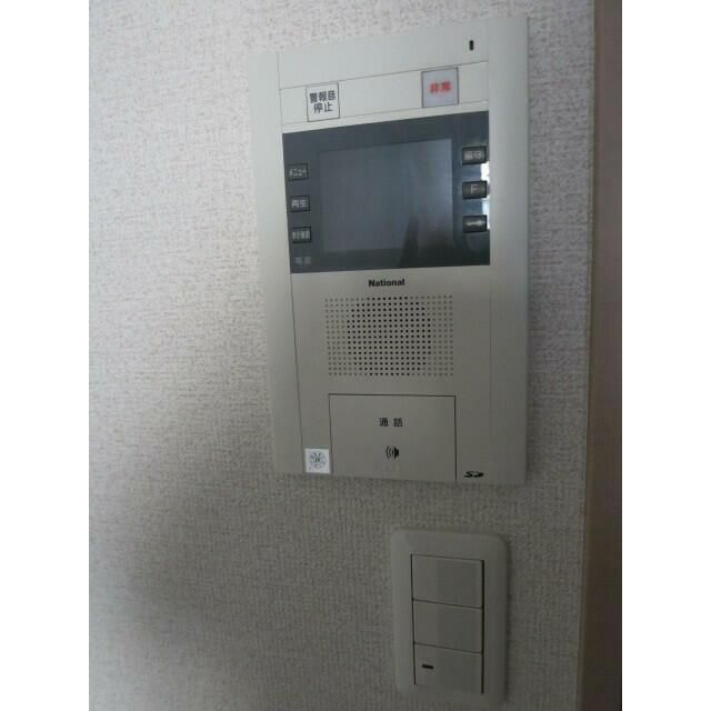 セキュリティ　モニタ付きインターホン