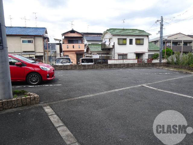 駐車場　敷地内駐車場