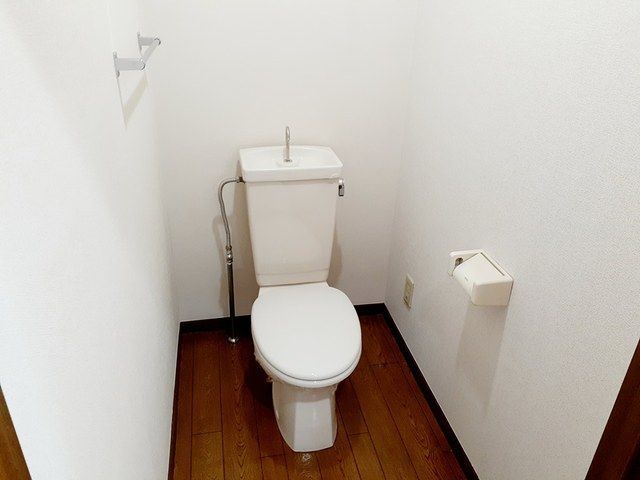 トイレ　※別部屋参考画像