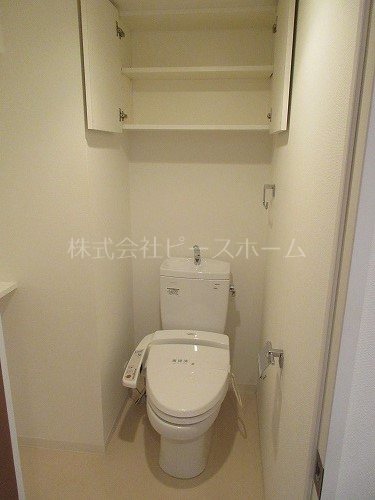 トイレ　※別号室参考写真