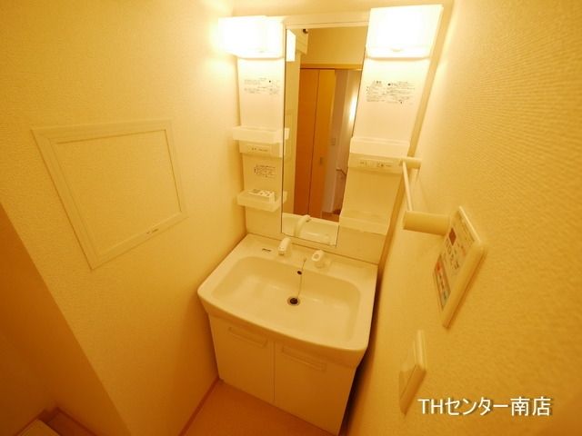 洗面設備　同シリーズ
