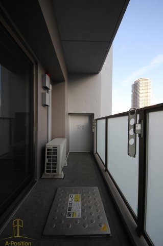 バルコニー　アザレア梅田