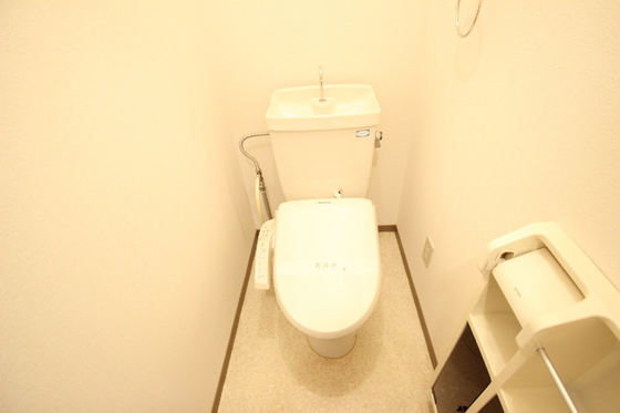 トイレ　※別部屋の写真です