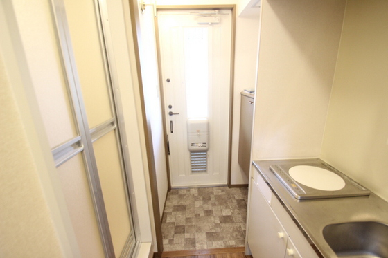 玄関　※別部屋の写真です