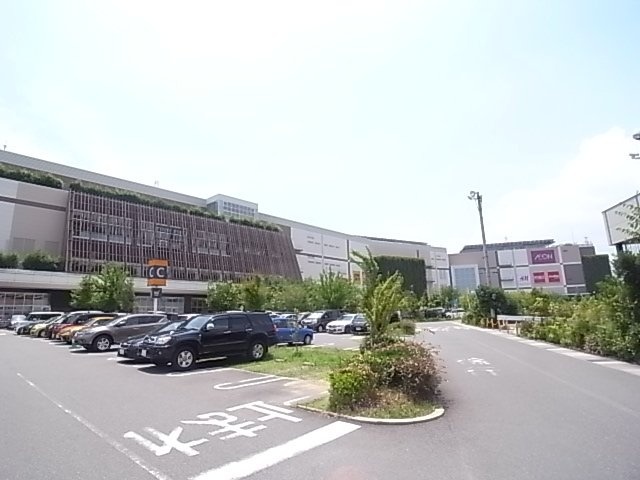 ショッピングセンター　イオンモール伊丹昆陽（ショッピングセンター）まで2100m