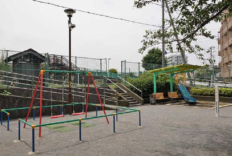 公園　立石かんすけ児童遊園（公園）まで130m
