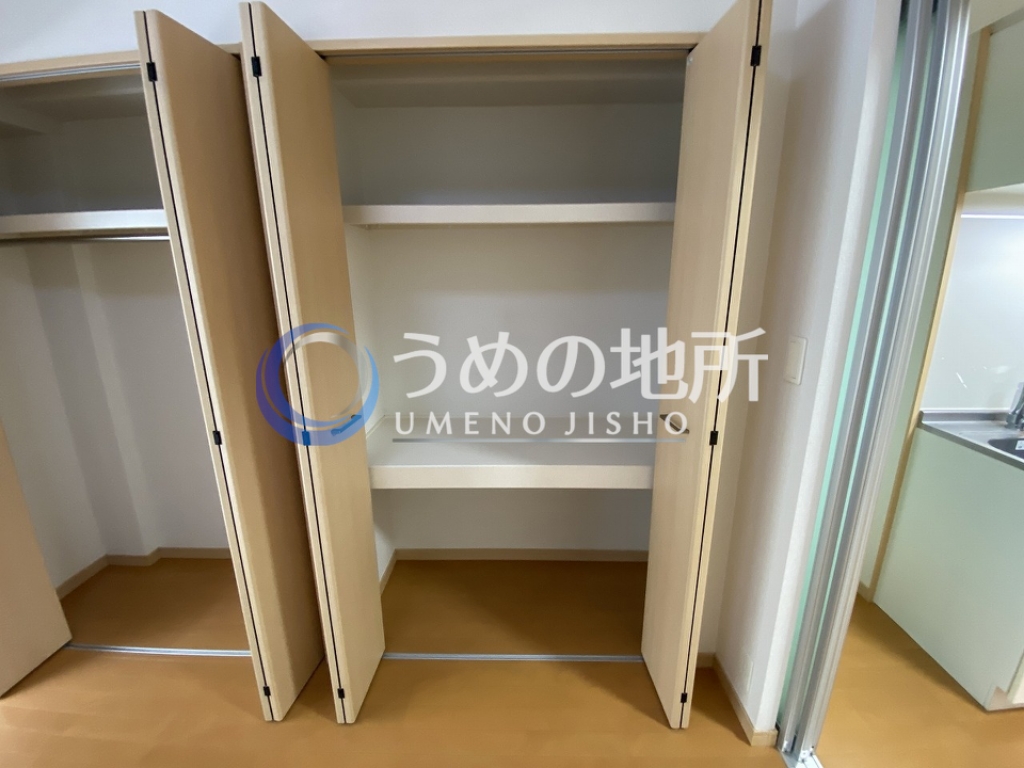 その他部屋・スペース　洋室収納２