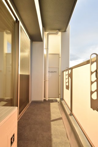 バルコニー　KOUKEN BLDG (コウケンビル）　バルコニー