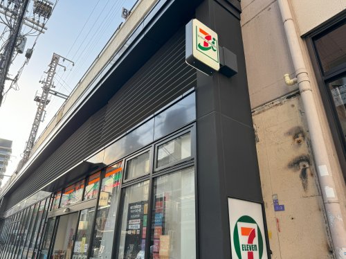 コンビニ　セブンイレブン ハートインJR福島駅前店（コンビニ）まで385m