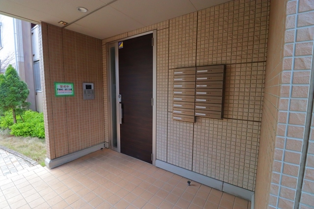 エントランス　エントランス