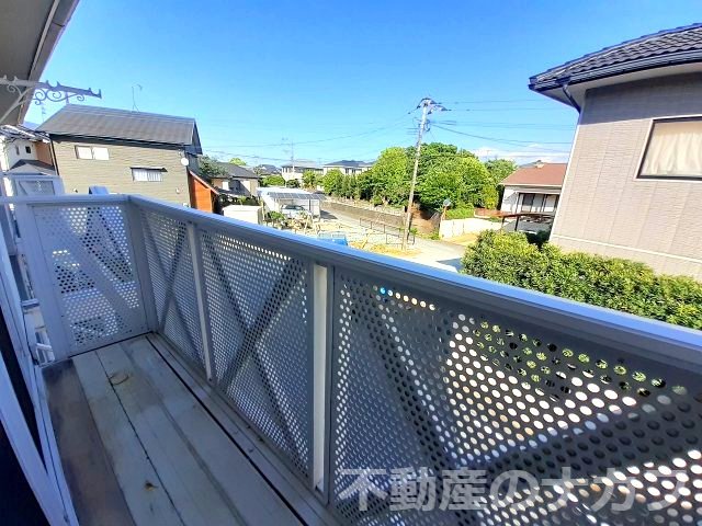 バルコニー　※同タイプの部屋写真です