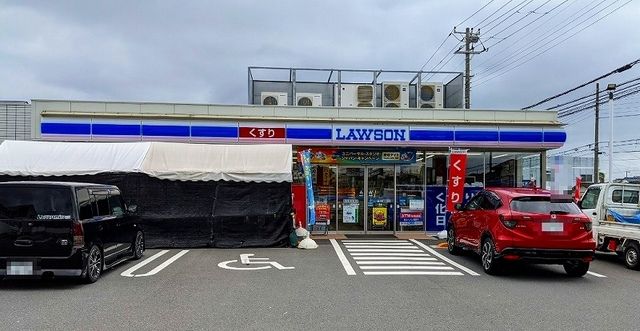 コンビニ　ローソン 木更津桜井店（コンビニ）まで850m
