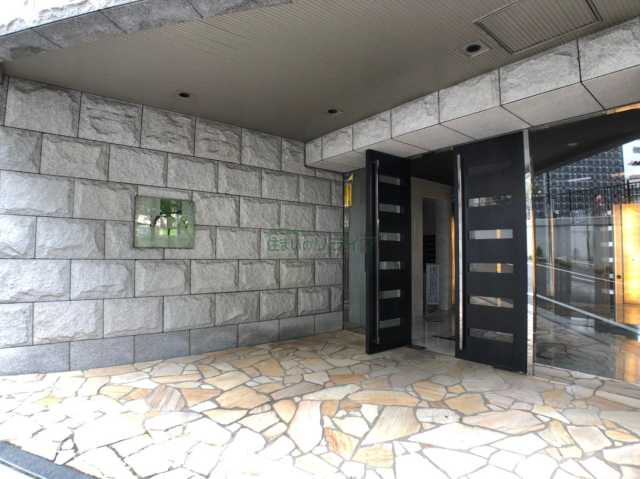 エントランス　ガーラ・ステージ大塚駅前