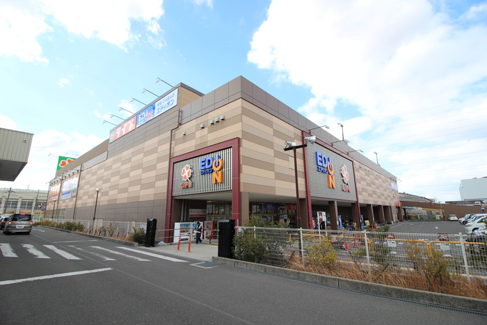 スーパー　ライフ（スーパー）まで2330m