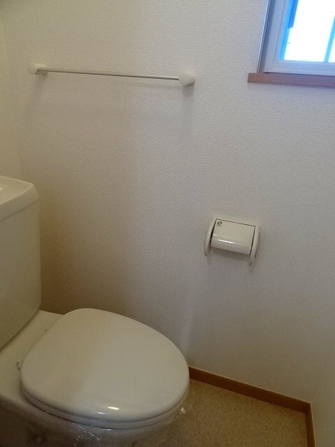 トイレ　清潔感のあるトイレです。