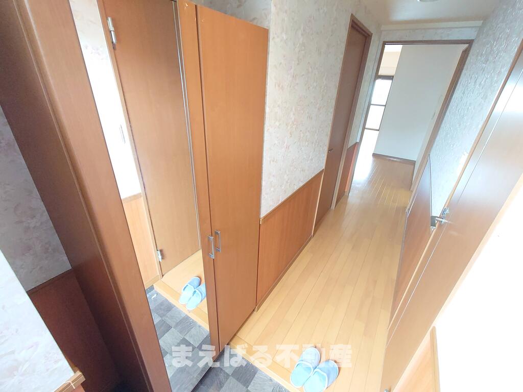 玄関　※内装前写真