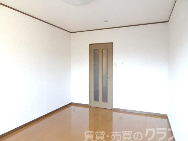 その他部屋・スペース　フローリングだからお掃除しやすいです♪