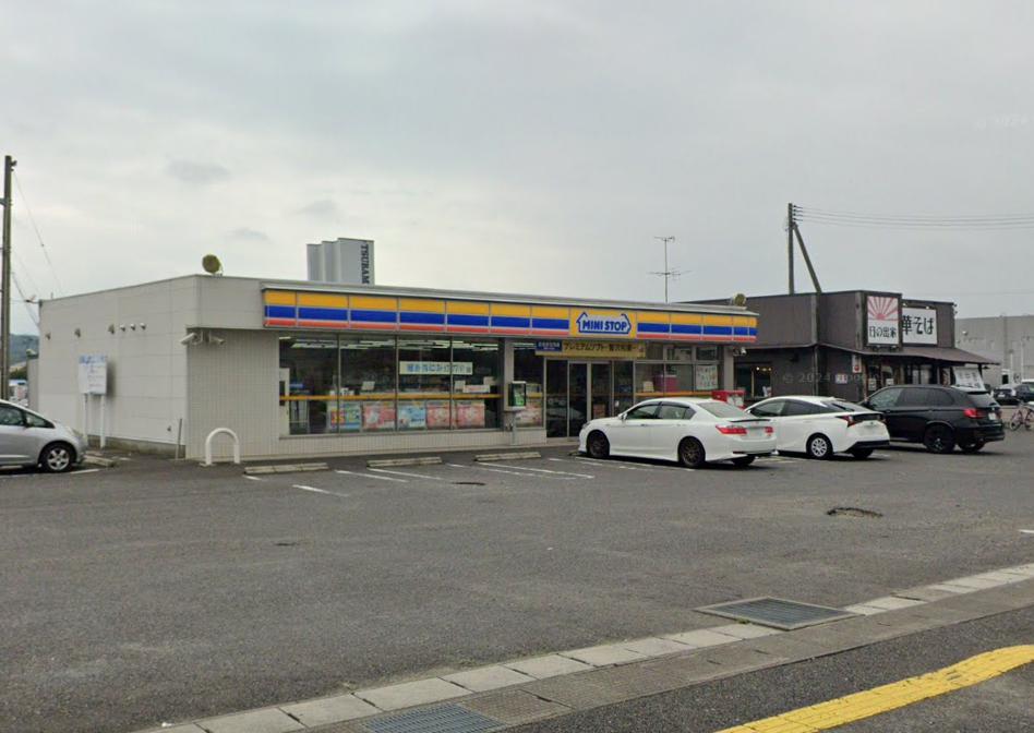 コンビニ　ミニストップ郡山久保田店（コンビニ）まで898m