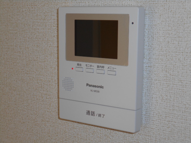 セキュリティ　カラーＴＶモニター付インターホン完備