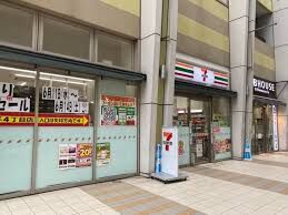 コンビニ　セブンイレブン墨田太平4丁目店（コンビニ）まで813m
