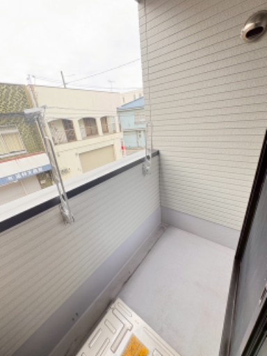 バルコニー　東向き